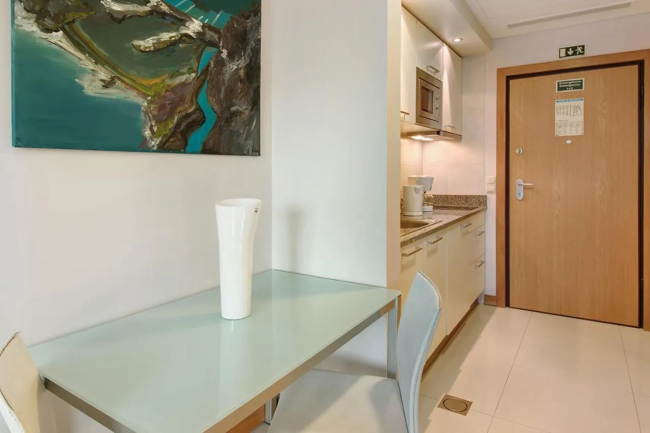 Dfm Happy Days E - Funchal Apartamento  Funchal (Madeira)