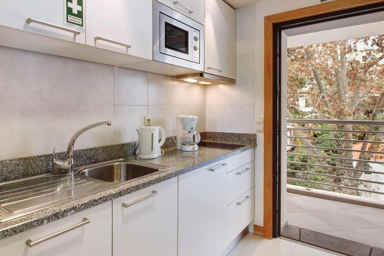 Dfm Happy Days E - Funchal Apartamento 0*, Funchal (Madeira)
